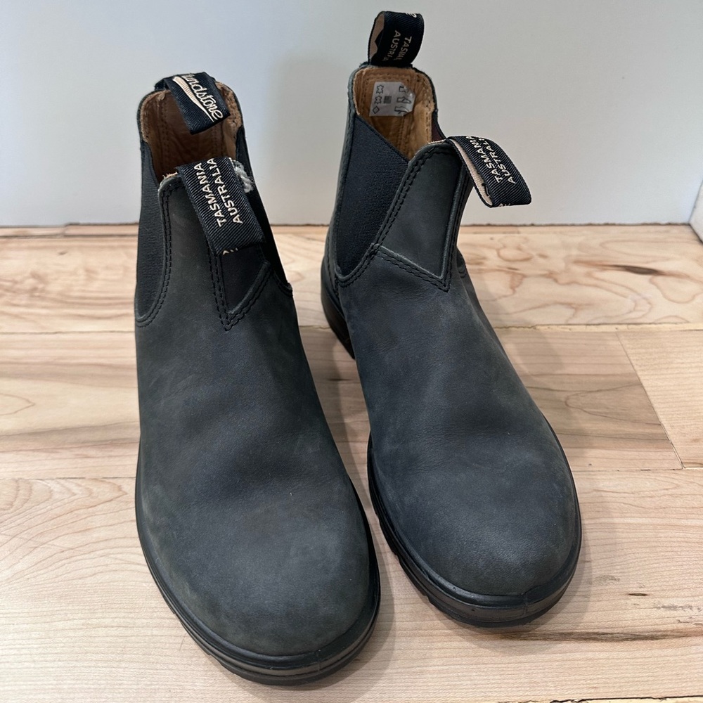 Blundstone Womens Dark Gray Leather Boots